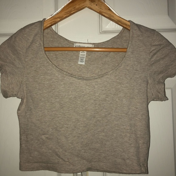 95% cotton beige crop t-shirt - Picture 2 of 6